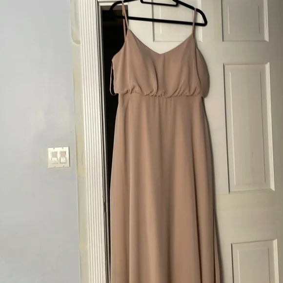 Birdy Grey | Dresses | Burst Grey Taupe Bridesmaid Dress Chiffon | Poshmark Birdy Grey | Dresses | Burst Grey Taupe Bridesmaid Dress Chiffon | Poshmark